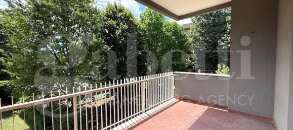 3 rooms Apartment in Monza, Italy No. 314714 16