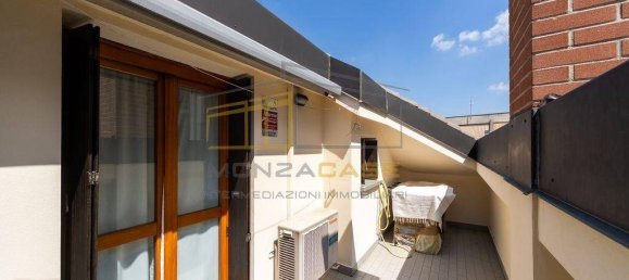 2 bedrooms Apartment in Monza, Italy No. 332229 32