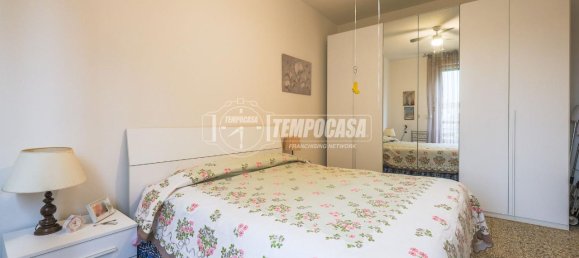 Apartamento de 4 habitaciónes en Budrio, Italy No. 80835 2
