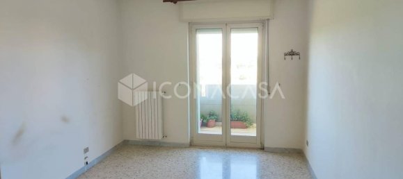 Apartamento de 4 divisões em Bari, Italy N.º 27269 18