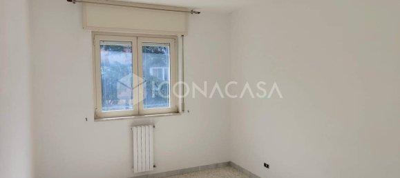 Apartamento de 4 divisões em Bari, Italy N.º 27269 17