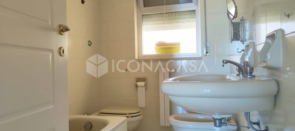 Apartamento de 4 divisões em Bari, Italy N.º 27269 11