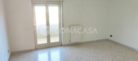 Apartamento de 4 divisões em Bari, Italy N.º 27269 29