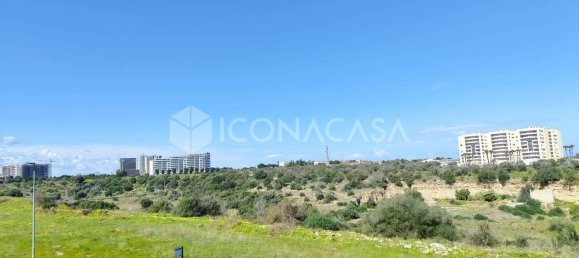 Apartamento de 4 divisões em Bari, Italy N.º 27269 26