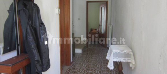 3 bedrooms House in Abruzzo, Italy No. 354684 3