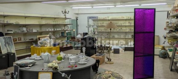 3 Schlafzimmer Haus in Locate di Triulzi, Italy, Nr. 319972 5