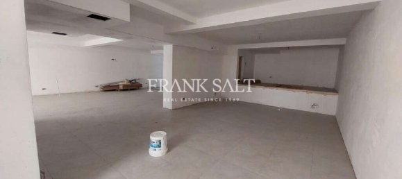  محل تجاري في Msida, Malta 140متر مربع رقم 11970 3