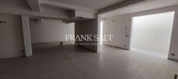  محل تجاري في Msida, Malta 140متر مربع رقم 11970 2