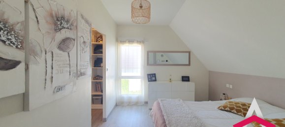 Casa de 4 dormitorios en Wittenheim, France No. 238625 6