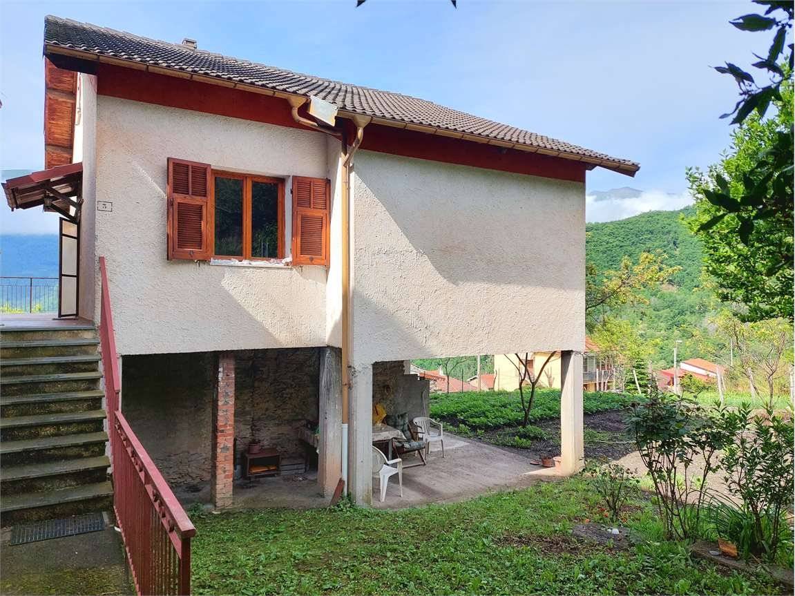 Дом с 2 спальнями в Порнассио, Италия № 64093