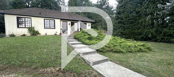 2 bedrooms House in Houdan, France No. 296052 14