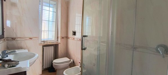 4 rooms House in Giffoni Valle Piana, Italy No. 294543 8