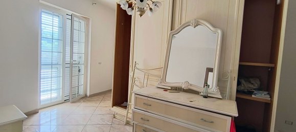 4 rooms House in Giffoni Valle Piana, Italy No. 294543 9