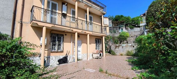 4 rooms House in Giffoni Valle Piana, Italy No. 294543 25