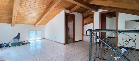 4 rooms House in Giffoni Valle Piana, Italy No. 294543 15