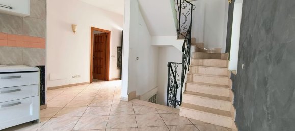 4 rooms House in Giffoni Valle Piana, Italy No. 294543 7