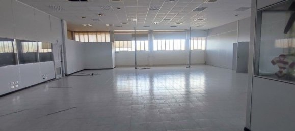 5577m² Warehouse in Carnago, Italy No. 259814 3