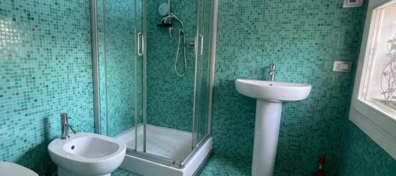 Пентхаус с 4 комнатами в Виченца, Италия № 233035 52