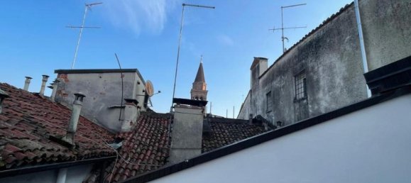 Пентхаус с 4 комнатами в Виченца, Италия № 233035 32