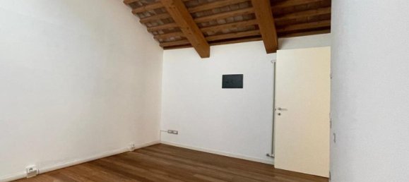 Пентхаус с 4 комнатами в Виченца, Италия № 233035 9