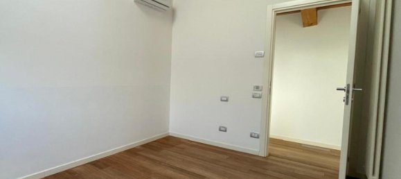 Пентхаус с 4 комнатами в Виченца, Италия № 233035 53