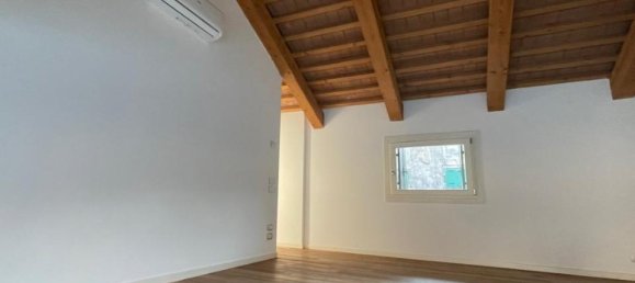 Пентхаус с 4 комнатами в Виченца, Италия № 233035 55