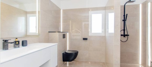 4 bedrooms Villa in Mahon, Spain No. 10534 7
