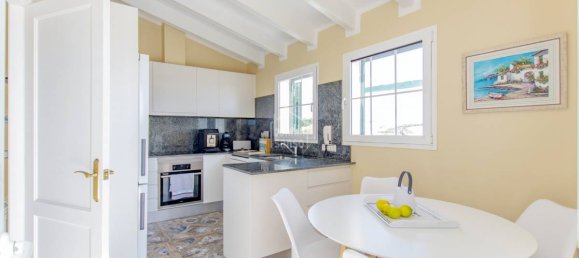 4 bedrooms Villa in Mahon, Spain No. 10534 3