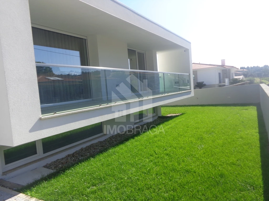 3 bedrooms House in Priscos, Portugal No. 162065