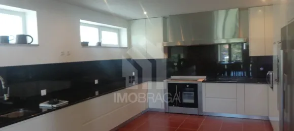 3 bedrooms House in Priscos, Portugal No. 162065 2