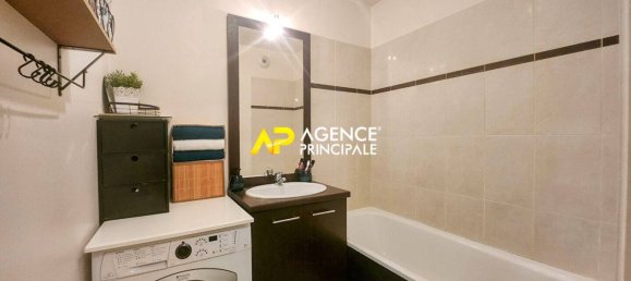 Apartamento de 2 dormitorios en Argenteuil, France No. 170359 8