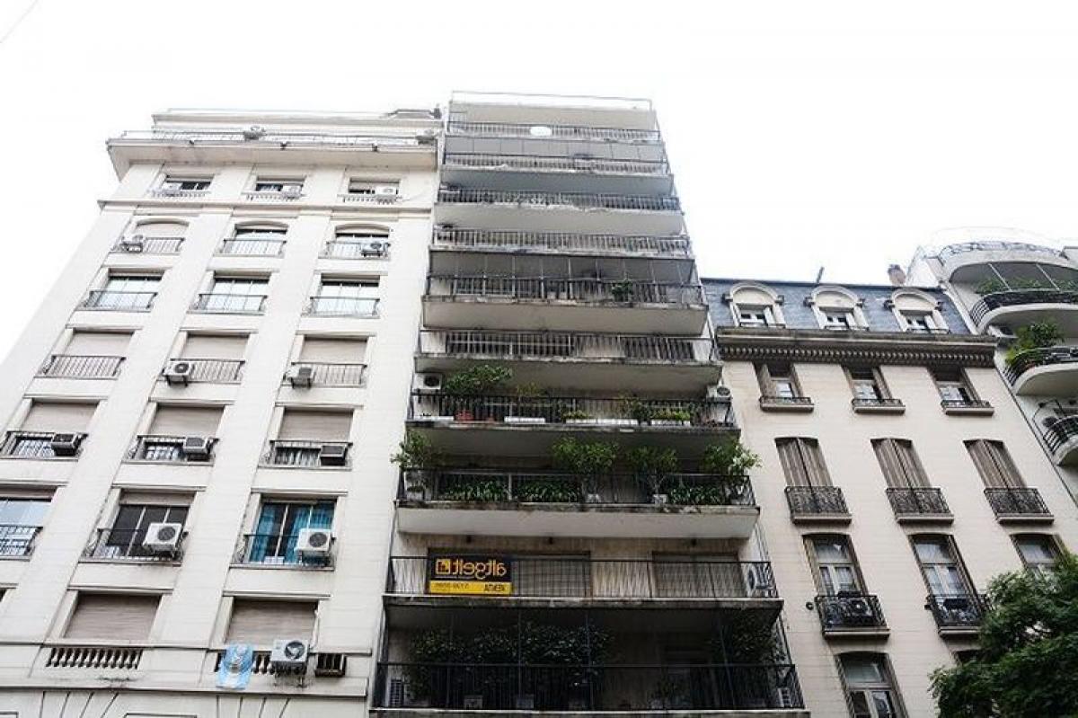3 bedrooms Apartment in Buenos Aires, Argentina No. 102420