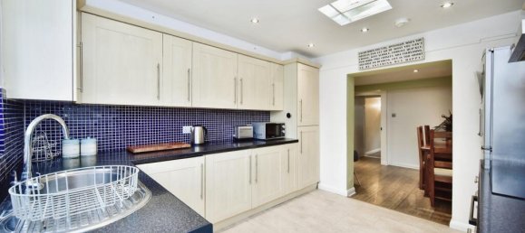 3 Schlafzimmer Haus in Tenterden, United Kingdom, Nr. 10795 8