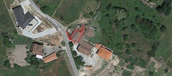 2 bedrooms House in Vila Real, Portugal No. 185107 3