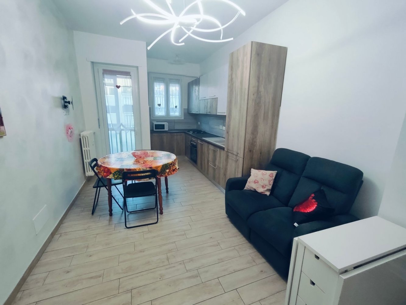 3 rooms Apartment in Turin, Italy No. 256220
