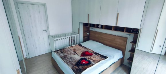 3 rooms Apartment in Turin, Italy No. 256220 8