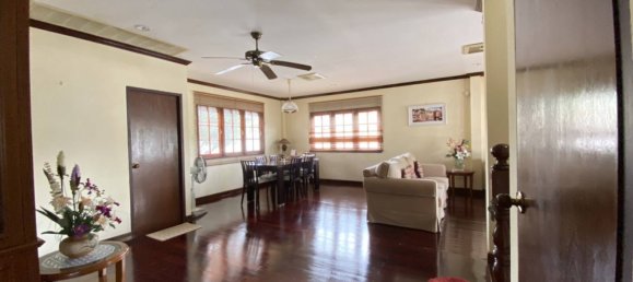 3 bedrooms Cafe / restaurant in Pattaya, Thailand No. 1210 25