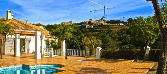 5 Schlafzimmer Villa in Marbella, Spain, Nr. 9910 3