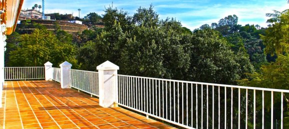 5 Schlafzimmer Villa in Marbella, Spain, Nr. 9910 10