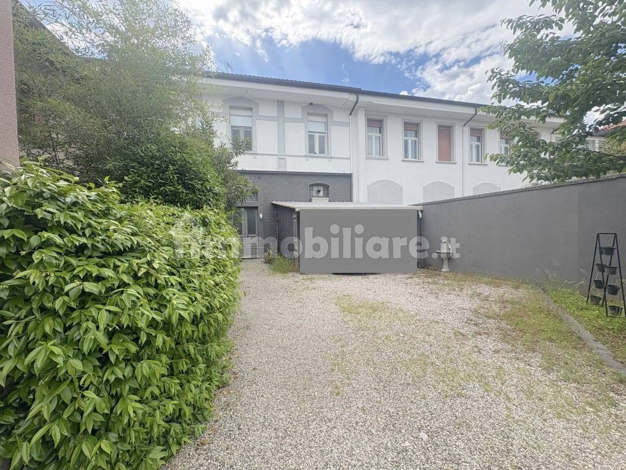 4 bedrooms Apartment in Udine, Italy No. 272178