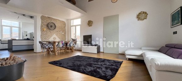 4 bedrooms Apartment in Udine, Italy No. 272178 6