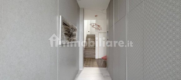4 bedrooms Apartment in Udine, Italy No. 272178 2
