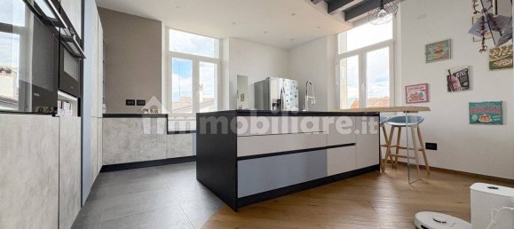 4 bedrooms Apartment in Udine, Italy No. 272178 7