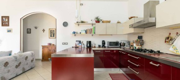 2 bedrooms Apartment in Poggibonsi, Italy No. 49682 4