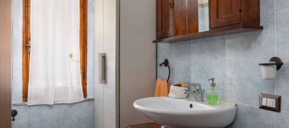 2 bedrooms Apartment in Poggibonsi, Italy No. 49682 14