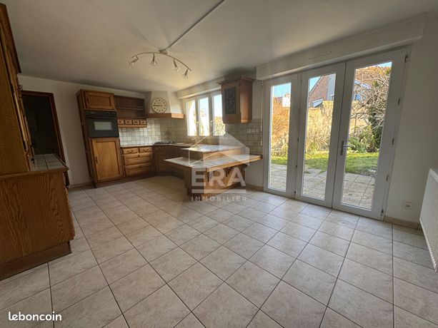 3 Schlafzimmer Haus in Calais, France, Nr. 309442