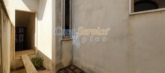 Квартира с 5 комнатами в Sannicola, Италия № 230781 19