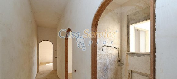 Квартира с 5 комнатами в Sannicola, Италия № 230781 7