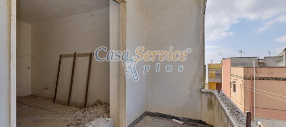 Квартира с 5 комнатами в Sannicola, Италия № 230781 23