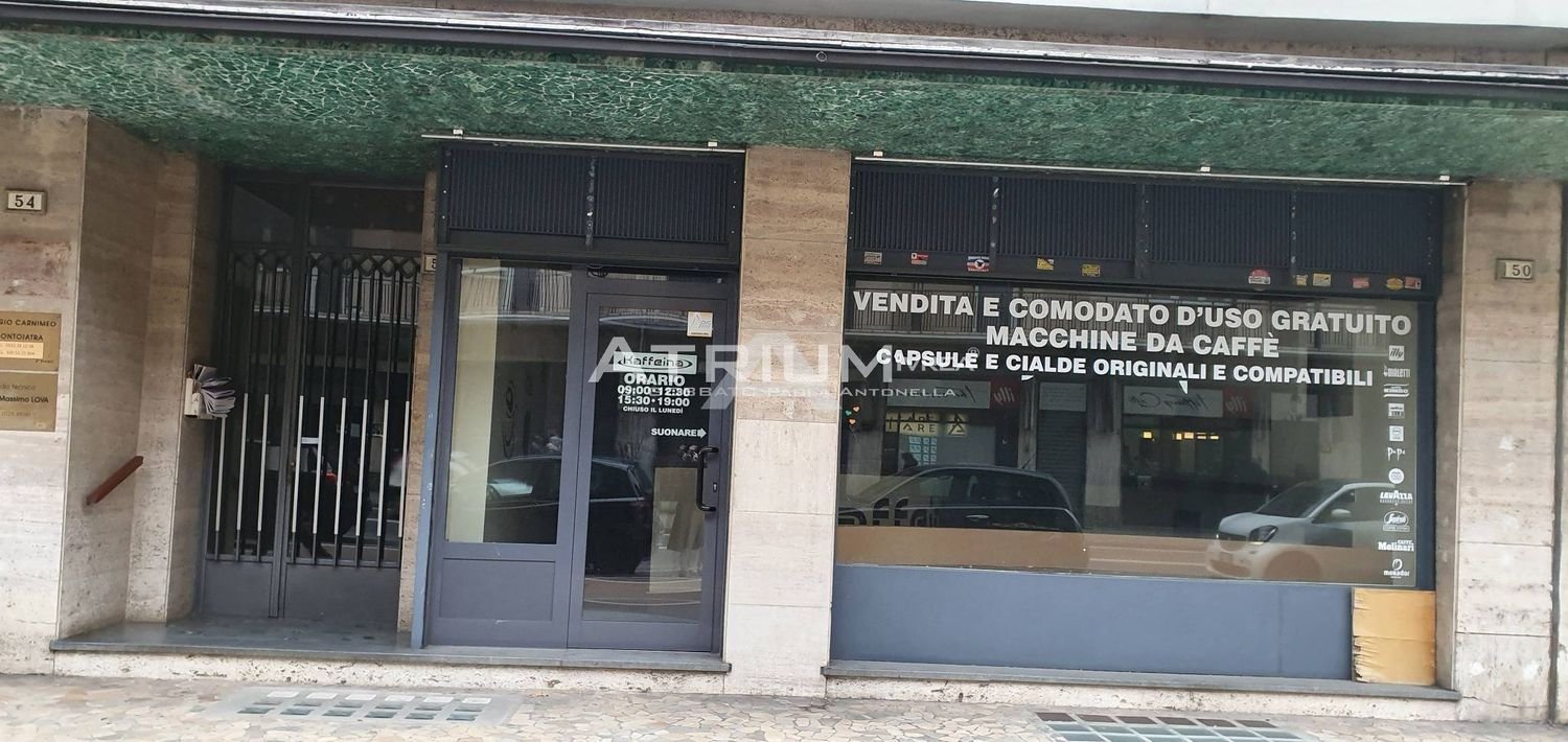 410m² Commercial property in Ivrea, Italy No. 146982